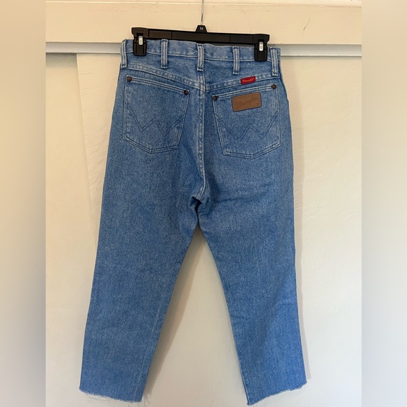 Wrangler straight blue jeans, size 27 - Picture 5 of 5